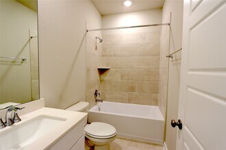 1530 Waggoner Rnch Ct in Conroe, TX - Building Photo - Building Photo