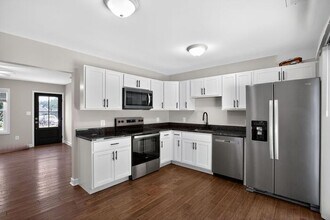 43215 Riverside Dr in Hollywood, MD - Building Photo - Building Photo