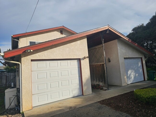 property at 1932 11th St