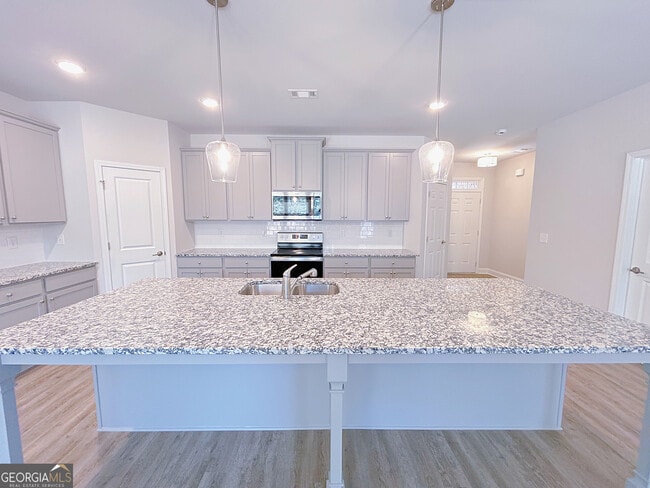 2584 Mls Cmn Dr in Decatur, GA - Building Photo - Building Photo