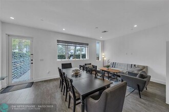 1045 NE 18th Ave in Fort Lauderdale, FL - Building Photo - Building Photo