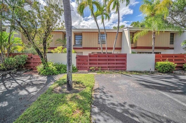 property at 3896 Meadow Ln