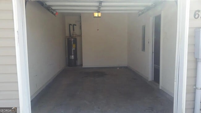 6340 Olmadison Pl in Atlanta, GA - Building Photo - Building Photo