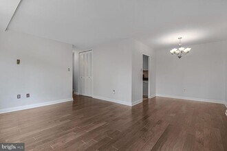 4000 Tunlaw Rd NW in Washington, DC - Building Photo - Building Photo