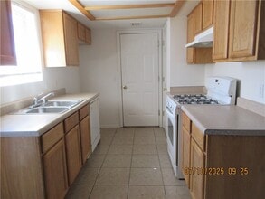 2235 Pasadena Ave in Kingman, AZ - Building Photo - Building Photo