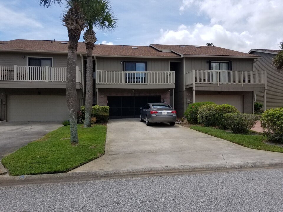 25 Jana Dr in Ponce Inlet, FL - Building Photo