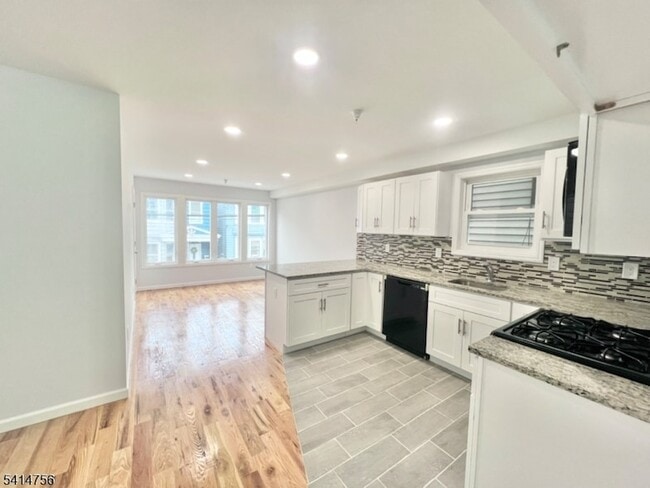 property at 40 Read St