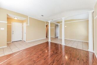 1029 Lakeview Ct in Little Elm, TX - Building Photo - Building Photo