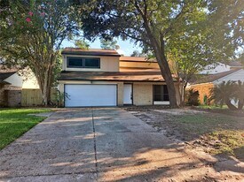 3206 River Valley Dr in Humble, TX - Building Photo