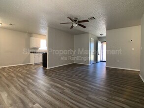 14206 NE 4th St in Choctaw, OK - Building Photo - Building Photo