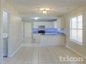 1177 Adah Ct in Lawrenceville, GA - Foto de edificio - Building Photo