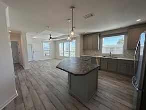 928 Bonaire Ave W in Venice, FL - Building Photo - Building Photo