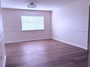 2086 Citrus Hill Ln in Palm Harbor, FL - Building Photo - Building Photo
