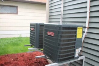 84 Curtice St E, Unit 2 in St. Paul, MN - Building Photo - Building Photo