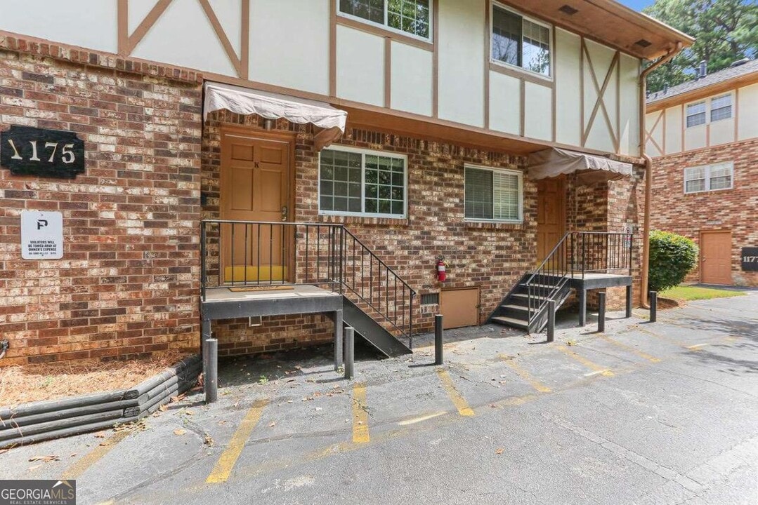 1175 Church St in Decatur, GA - Building Photo