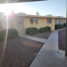 3001 E Blacklidge Dr in Tucson, AZ - Building Photo - Building Photo