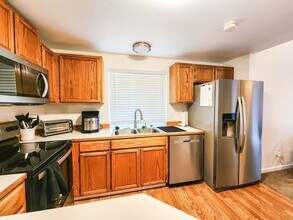 707 N Granite Ave in Granite Falls, WA - Building Photo - Building Photo