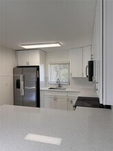 6591 SW 46th St in Davie, FL - Building Photo - Building Photo