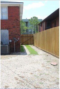 5106 Jackson St photo'