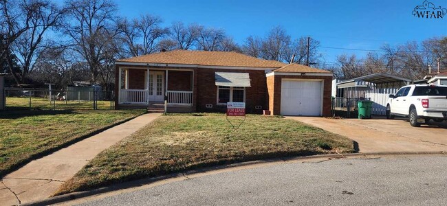 107 Rose St in Burkburnett, TX - Building Photo - Building Photo