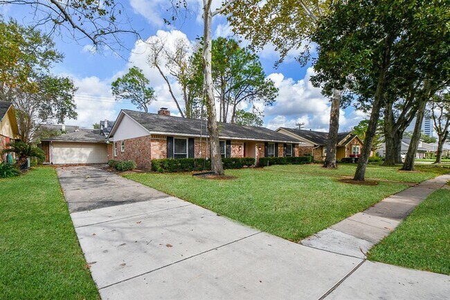10706 Inwood Dr in Houston, TX - Building Photo - Building Photo