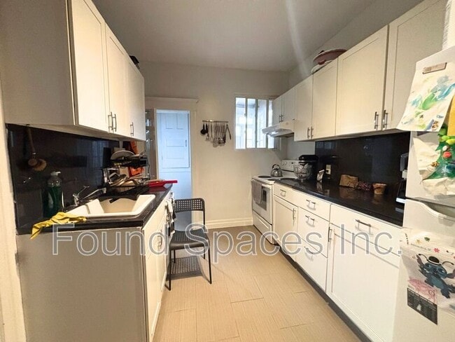 property at 130 Emerald St S
