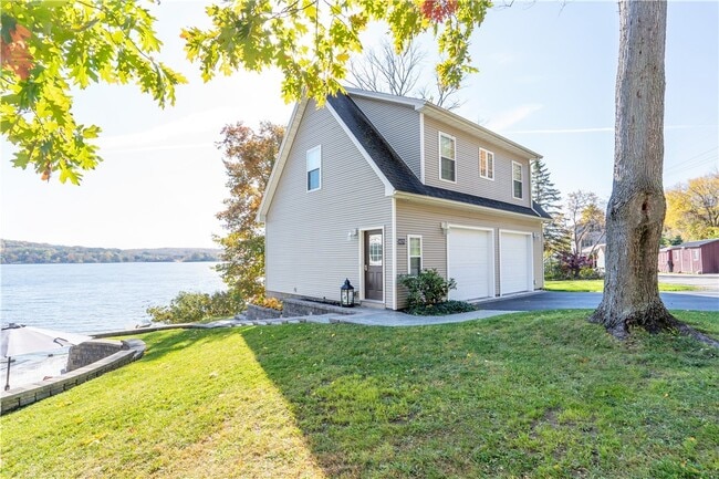 4027 Graywood N in Geneseo, NY - Building Photo - Building Photo