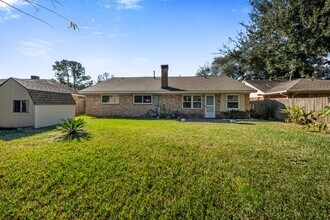 9730 Wickenburg Dr in Houston, TX - Building Photo - Building Photo