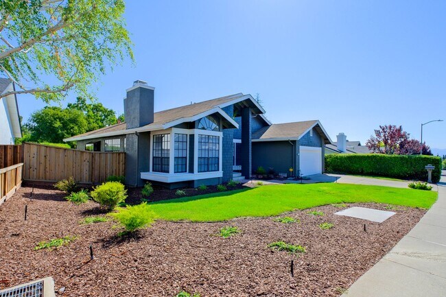 8157 Vía Zapata in Dublin, CA - Building Photo - Building Photo