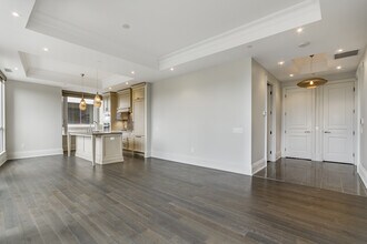 133 Hazelton Ave in Toronto, ON - Building Photo - Building Photo