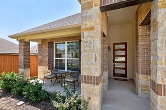 2300 Bobtail Pass in Leander, TX - Building Photo - Building Photo