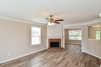 2914 Water Lily Ct in Austell, GA - Building Photo - Building Photo