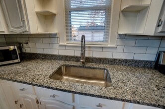 1117 W High St in Lima, OH - Building Photo - Building Photo