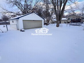 5568 N Humboldt Ave in Brooklyn Center, MN - Building Photo - Building Photo