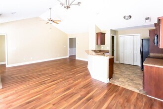 4719 Sweet Water Dr in Gainesville, GA - Building Photo - Building Photo