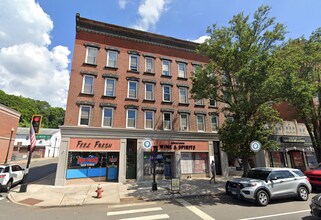 63 W Main St in Meriden, CT - Building Photo - Building Photo