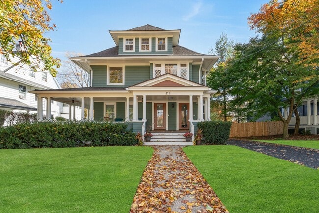 111 Park St, Unit 2 in Montclair, NJ - Building Photo - Building Photo