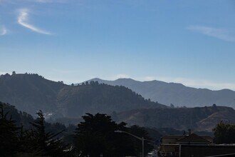 193 Carmel Ave in Pacifica, CA - Building Photo - Building Photo