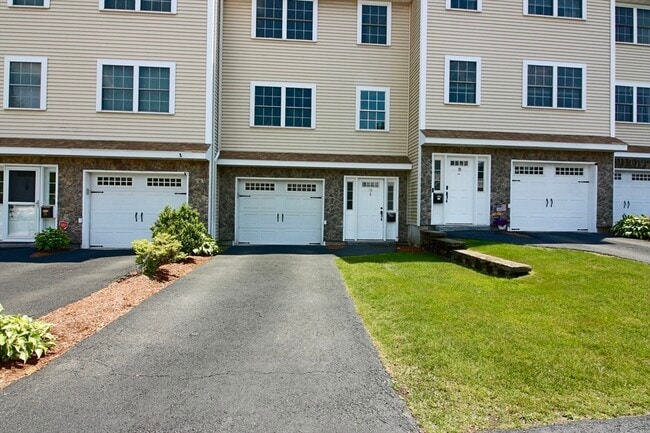 36 Columbia Ave in Lynn, MA - Building Photo - Building Photo