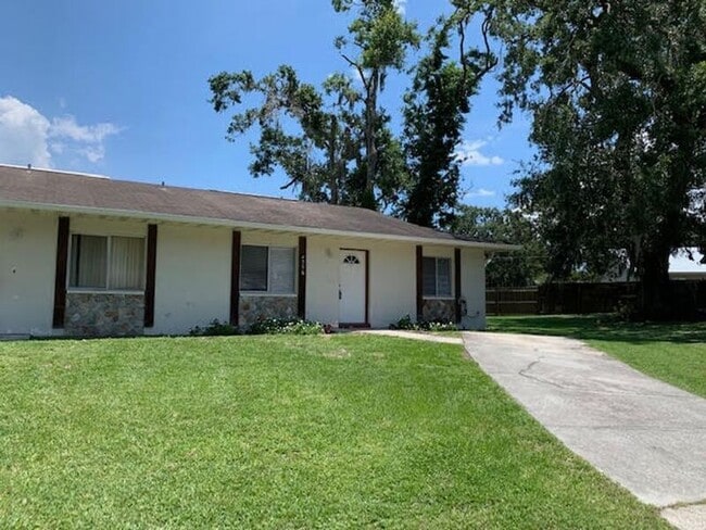 property at 4504 Ballentine Ct