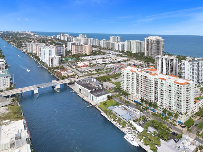 3020 NE 32nd Ave in Fort Lauderdale, FL - Building Photo - Building Photo