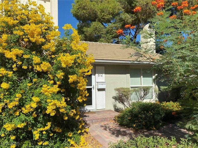 property at 612 Tam O Shanter