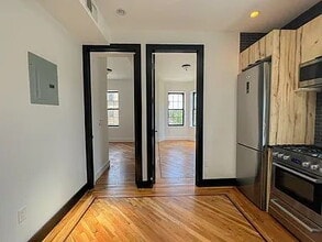 276 E 23rd St in Brooklyn, NY - Building Photo - Building Photo