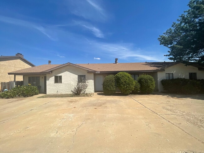 property at 7407 Waco Ave