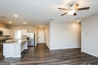 921 Feldman Chase in Loganville, GA - Building Photo - Building Photo