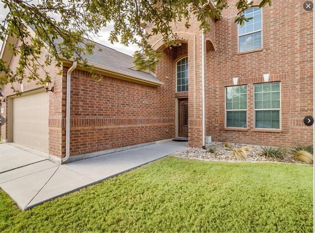 5825 Valley Haven Way in Fort Worth, TX - Building Photo - Building Photo