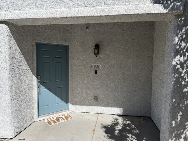4495 Vigny St in North Las Vegas, NV - Building Photo - Building Photo