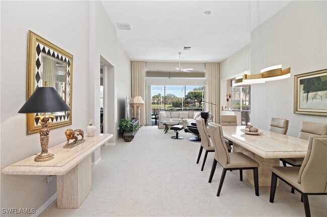 1842 Winding Oaks Way in Naples, FL - Foto de edificio - Building Photo