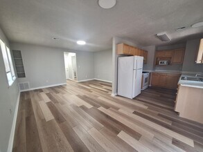 816 W Brooke Ave in Stillwater, OK - Building Photo - Building Photo