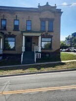 429 N 10th Ave E, Unit 429 in Duluth, MN - Building Photo